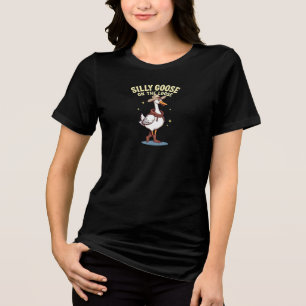 Toller Ganter auf freiem Fuß – Cowboy-Gans Lustige Tri-Blend Shirt