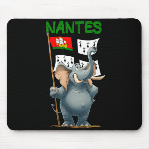 Tolles Nantes-Elefanten-Kostüm mit Flagge Mousepad