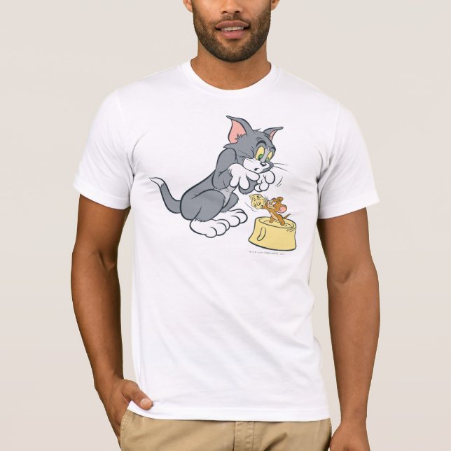 Tom und Jerry Fütterte die Katze T-Shirt (Vorderseite)
