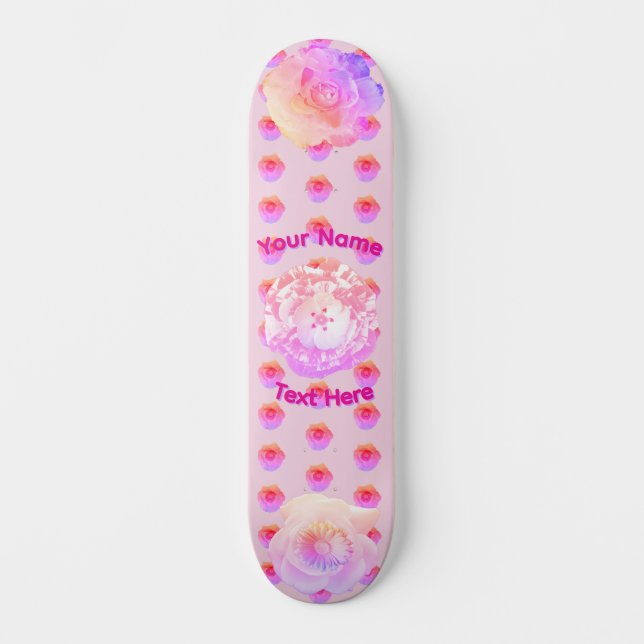 Tomboy Pink Flower Skateboard (Vorderseite)