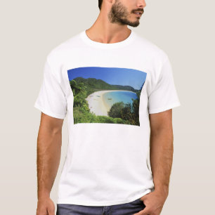 Tonga Bay, Abel Tasman NP, Südinsel, Neuseeland T-Shirt
