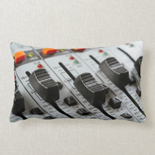 Tonstudiomischer Faders Lendenkissen