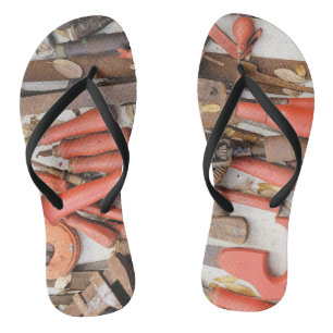 Tools Antiquitätenwerkzeug Rustikal Roter Mann Flip Flops