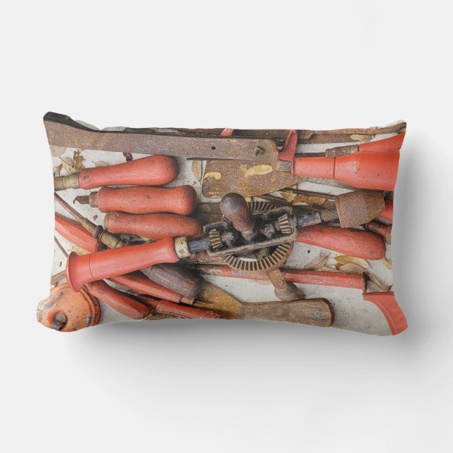 Tools Antiquitätenwerkzeug Rustikal Roter Mann Lendenkissen (Vorderseite)