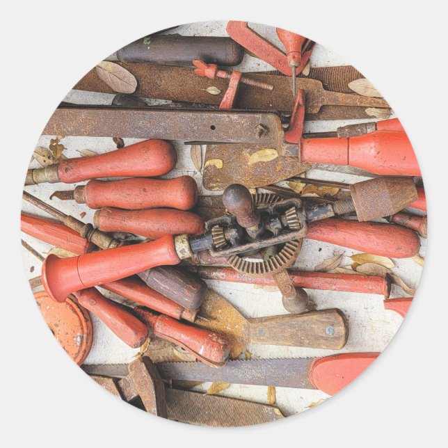 Tools Antiquitätenwerkzeug Rustikal Roter Mann Runder Aufkleber (Vorderseite)