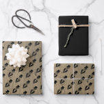 Top Hat Tuxedo Mustache Wedding Wrapping Paper Sie Geschenkpapier Set<br><div class="desc">Top Hat Tuxedo Mustache Wedding Wrapping Papier Blätter. Erstellen Sie die perfekte Hochzeit- oder Bachelor-Party-Geschenkverpackung. Personalisieren Sie dieses Design mit Ihrem eigenen Text. Dieses Design wird durch die Auswahl des Links "Weiter anpassen" weiter angepasst.</div>