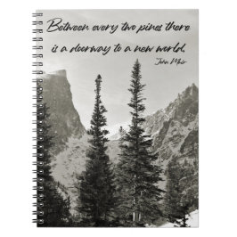Tor zu einer neuen Welt im Gebirge Notizblock