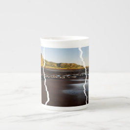 Torn Tryptich Tasman View Knochen China Tasse