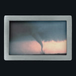 Tornado Rechteckige Gürtelschnalle<br><div class="desc">Ein gefährlicher Tornado oder "Zweiergreifer" Touchs hinunter in Oklahoma und wird von Sturmjägern des National Severe Storms Laboratory der NOAA auf Film aufgenommen. Dieser Zweig hat eine Staub- und Trümmerwolke,  die sich an der Erdoberfläche in der Tornadallee bildet.</div>