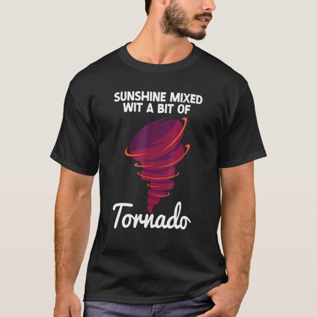 Tornado Storm Hurricane Weather Meteorologist Torn T-Shirt (Vorderseite)