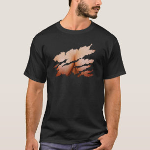 Tornkleidung, die die Brusttäuschung der Frau aufd T-Shirt