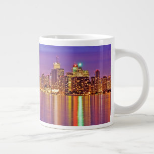 Toronto Skyline bei Dusk Jumbo-Tasse