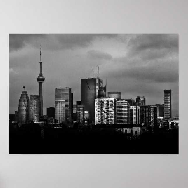 Toronto-Skyline von der Pape Ave-Brücke Nr. 3 Poster (Vorne)