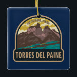 Torres del Paine Nationalpark Chile Vintag Keramikornament<br><div class="desc">Torres Del Paine Nationalpark Vektorgrafik Design. Der Torres del Paine Nationalpark,  in der Region Patagonien im Chile,  ist bekannt für seine steil ansteigenden Berge und hellblauen Eisberge.</div>