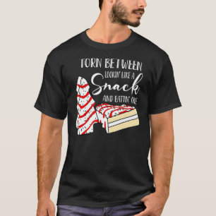 Torte zwischen dem Aussehen wie ein Snack und dem T-Shirt