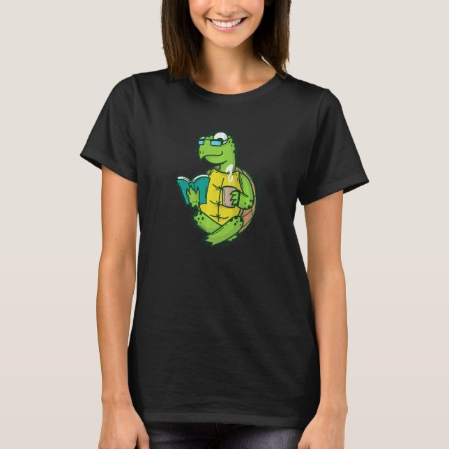Tortoise loves reading and Coffee or Tea T-Shirt (Vorderseite)