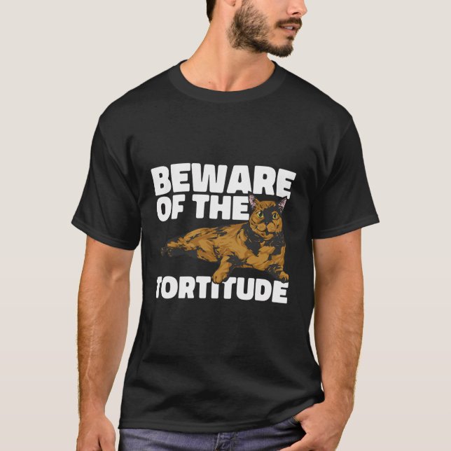 Tortoiseshell Katze Vorsicht vor Tortitude C T-Shirt (Vorderseite)