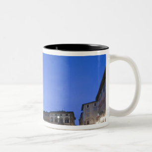 Toskana, Lucca, Piazza San Michele bei Morgendämme Zweifarbige Tasse