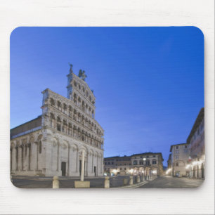 Toskana, Lucca, Piazza San Michele bei Morgengraue Mousepad