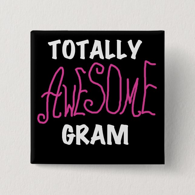 Total fantastische Gramm-Rosa-T-Shirts und Button (Vorderseite)