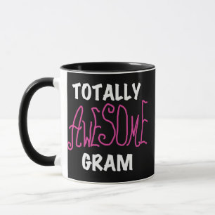 Total fantastische Gramm-Rosa-T-Shirts und Tasse
