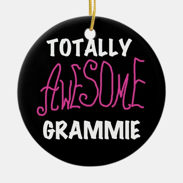 Total fantastische Grammie rosa T - Keramikornament (Vorne)