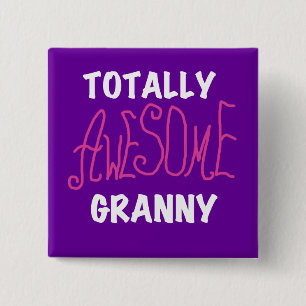 Total fantastische Oma-Rosa-T-Shirts und Geschenke Button