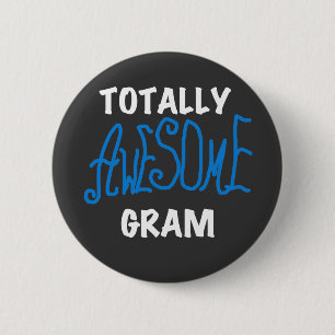 Total fantastisches Gramm-blaue T-Shirts und Button