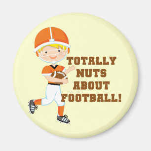 Total Nuts über Fußball Magnet