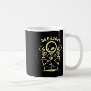 Total Solar Eclipse Funny Skeletts tanzen April Kaffeetasse