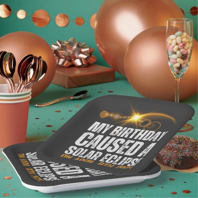 total Sonnenfinsternis Geburtstag 4-8-2024 Brauch Pappteller (Multi)