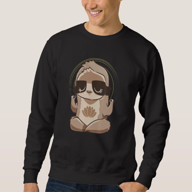 Total Zen Yoga Sloth Meditating Lotus Sweatshirt (Vorderseite)