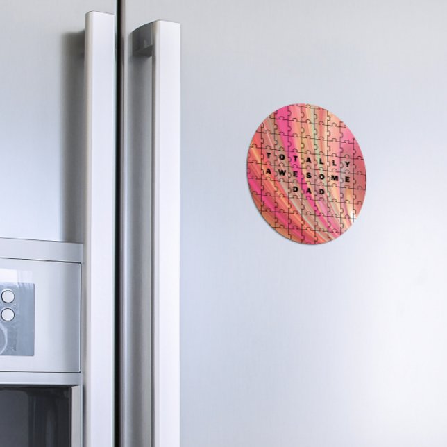 Totale Phantastische Vater Rätsel Text rosa/braun  Magnet (Von Creator hochgeladen)