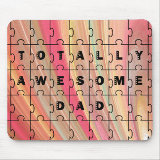 Totale Phantastische Vater Rätsel Text rosa/braun Mousepad