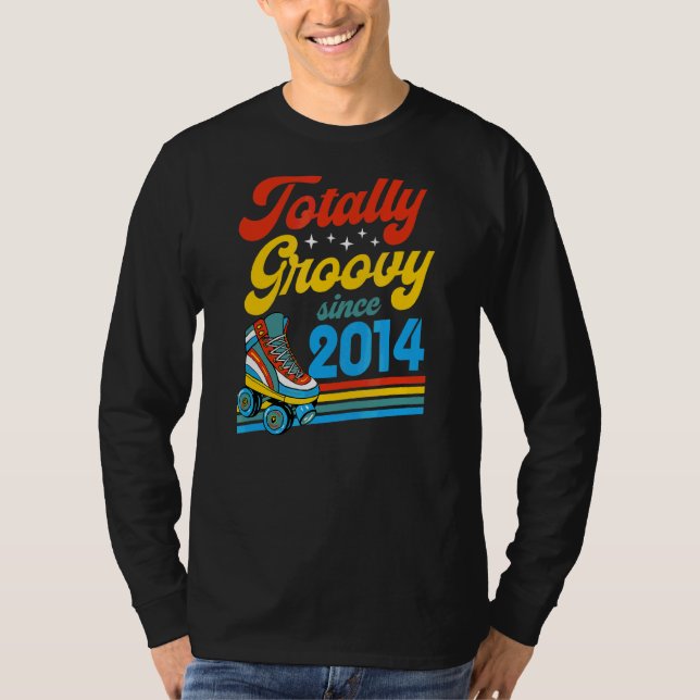 Totally Groovy Seit 2014 Retro Roller Skate Birth T-Shirt (Vorderseite)