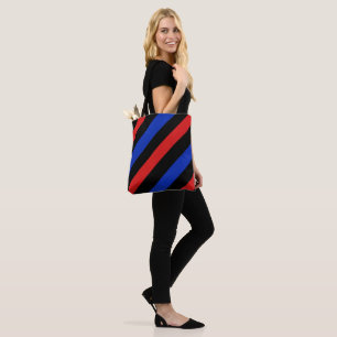 Totbeutel mit roten, schwarzen und blauen Streifen