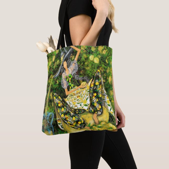 Tote Tasche mit Girl in Lemons Garden Lemonade (Von Nahem)