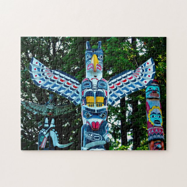 Totem Pole Vancouver. Puzzle (Horizontal)