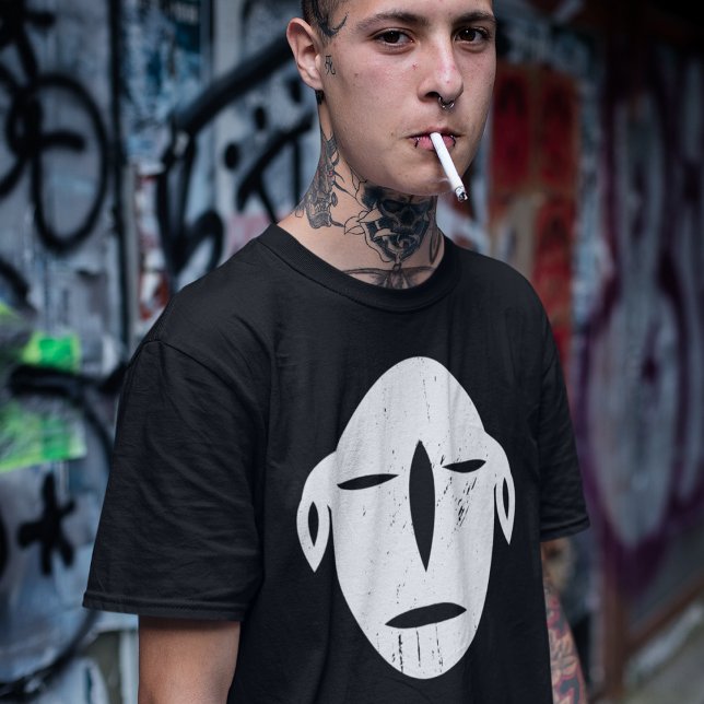 Totempfahl T-Shirt (Von Creator hochgeladen)