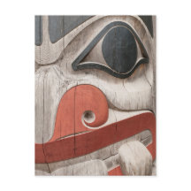 Totempfähle im Haida Heritage Centre Museum