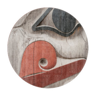 Totempfähle im Haida Heritage Centre Museum Schneidebrett