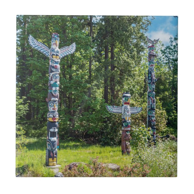 Totems im Stanley Park, Vancouver Canada Fliese (Vorderseite)