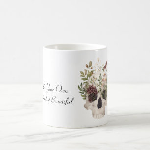 Totenkopf Burgunder Blumen Grüne Blätter Kaffeetasse