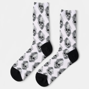 Totenkopf- und Rosen-Skizze Socken