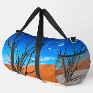 Toter Baum in Deadvlei, Namibia Duffle Bag