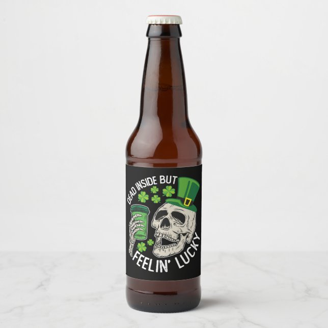 Totes Inside Aber Feelin' Lucky Skull St Patrick's Bierflaschenetikett (Vorderseite)