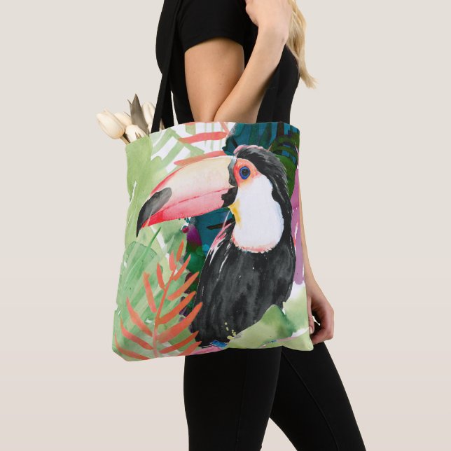 Toucan Portrait mit tropischen Blätter (Von Nahem)