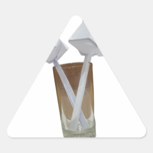 Touch der Romantik: Ein Friedlicher Valentinstag Dreieckiger Aufkleber