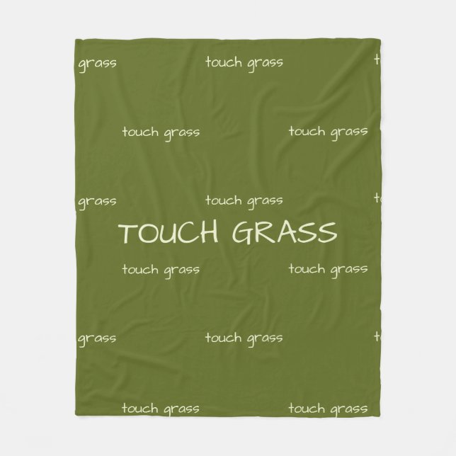 Touch Grass Minimalist Sage Green Fleece Decke - (Vorderseite)