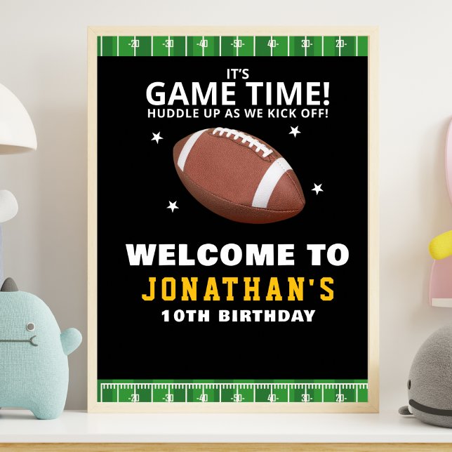  Touchdown Celebration: Football Field Birthday bo Poster (Von Creator hochgeladen)
